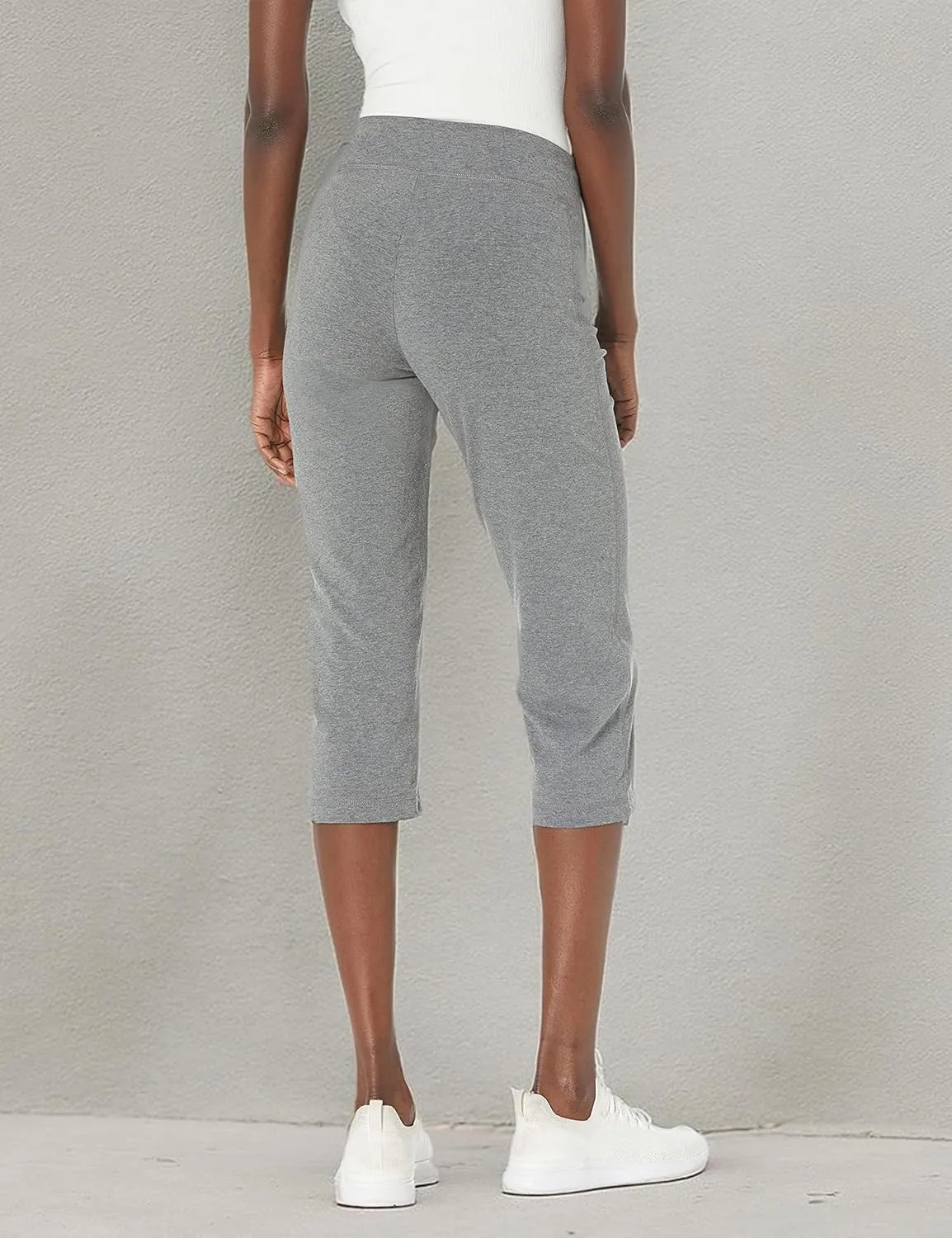 Danskin Women's Everyday Basic Capri Pant