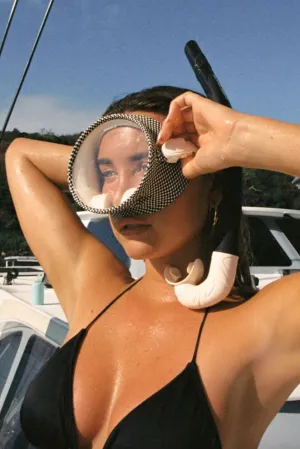 GENTLE HABITS DIVE MASK AND SNORKEL SET - CHECKERED