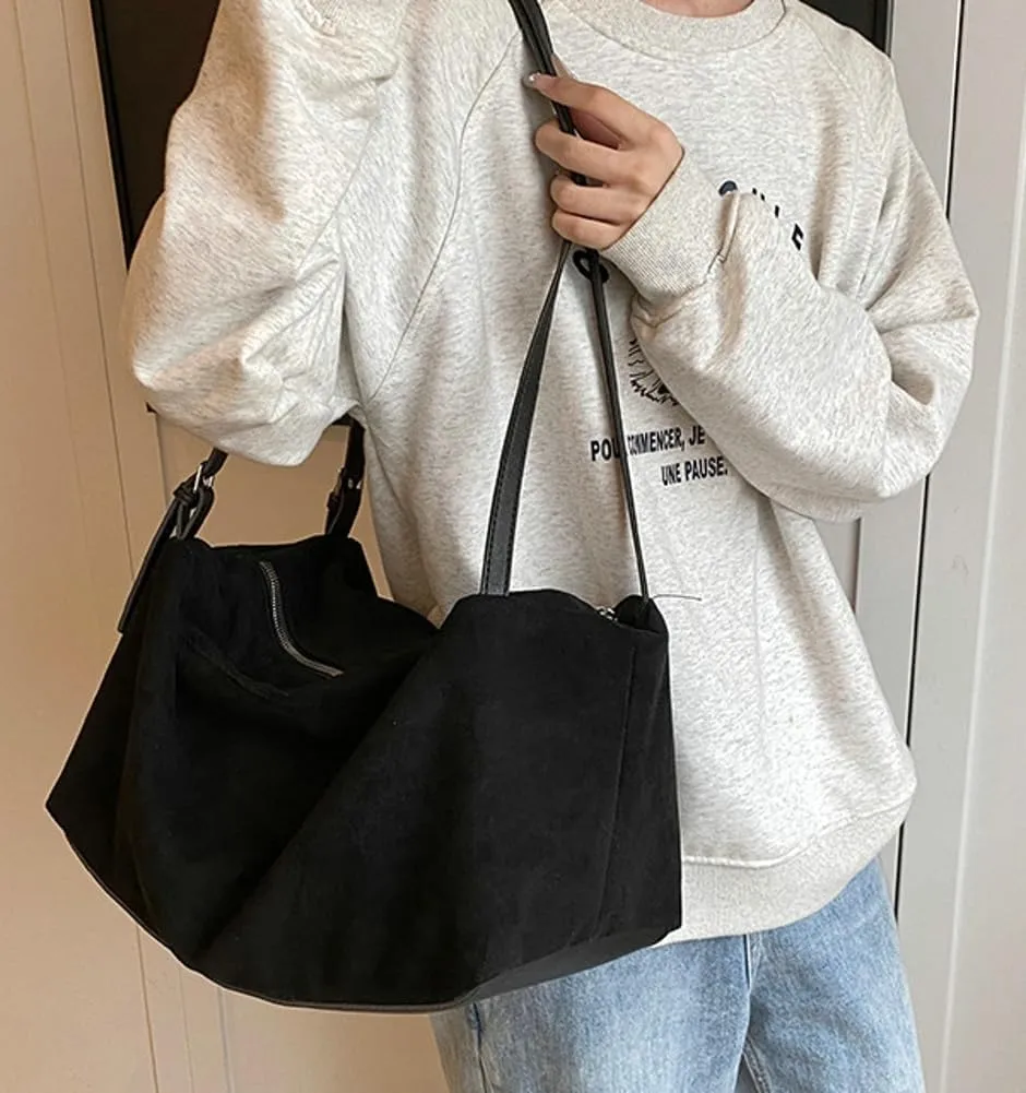Versatile Suede Shoulder Bag for Women Large Capacity Hobo Bag Causal Satchel Purse Retro Crossbody Bag with Adjustable Strap