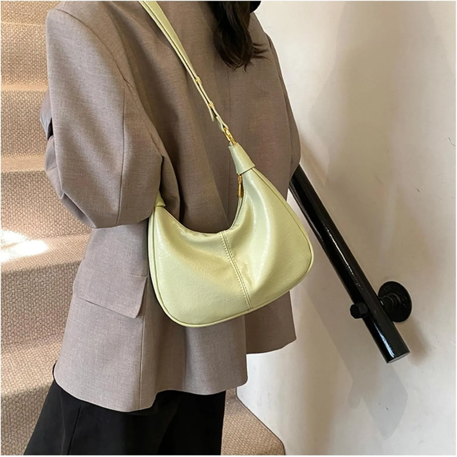Vintage PU Leather Hobo Shoulder Bag Women Crescent Small Crossbody Handbag Versatile Wallet Everyday Purse 2025