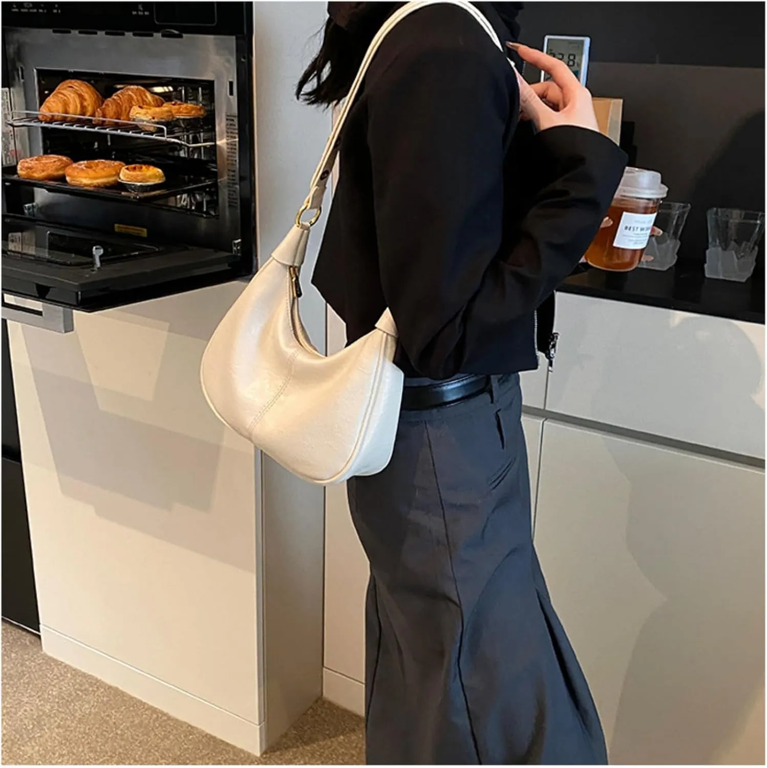 Vintage PU Leather Hobo Shoulder Bag Women Crescent Small Crossbody Handbag Versatile Wallet Everyday Purse 2025