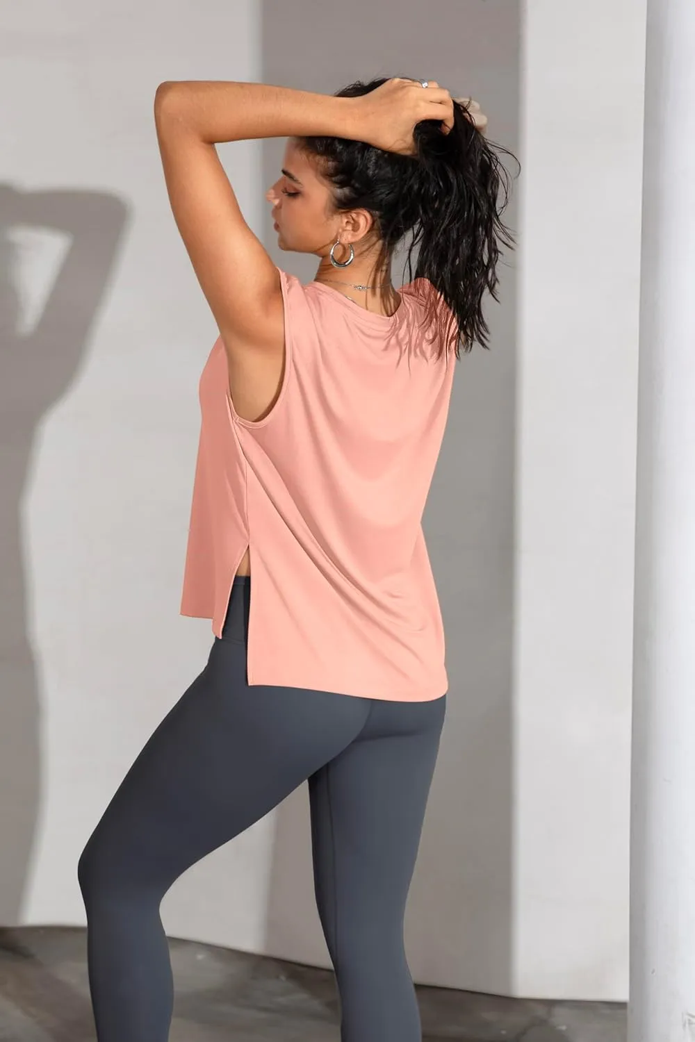 Workout Tank Tops for Women Crewneck Flowy Loose Fit Sleeveless Athletic Gym Tops Running Yoga Shirts Muscle Tank